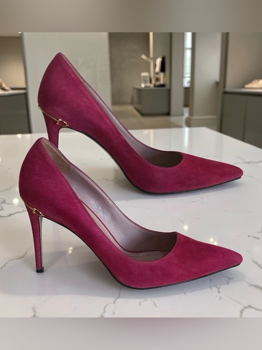 GUCCI Adina Pink Suede Horsebit Pointed-Toe Pumps Stiletto Heels Sz 38 EU 8 US